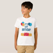 誕生日おめでとう バルーンとギフト Tシャツ (正面フル)