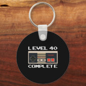 誕生日おめでとう！レベル40突破のゲーマーへ キーホルダー (正面)