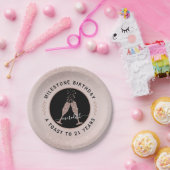 誕生日おめでとう！21歳の輝くシャンパン・トースト ペーパープレート (パーティー)