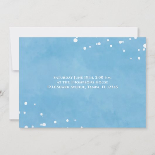 誕生日おもしろいお洒落海スイミングサメ 招待状 (裏面)