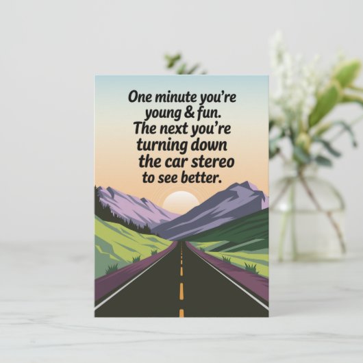 誕生日おもしろいが年を取って車を降りる カード (スタンド正面)