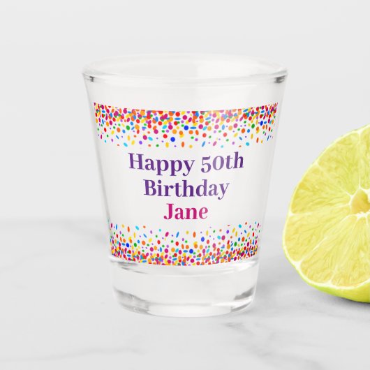 誕生日おもしろいカラフル紙吹雪の名前の追加 ショットグラス (正面)