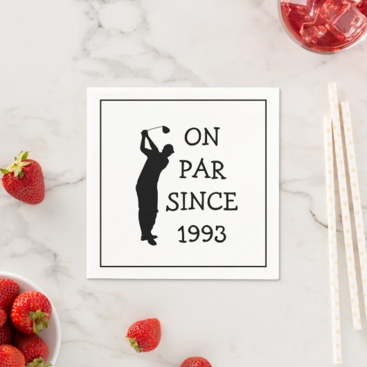 誕生日おもしろいゴルファー30thハッピーパパパー スタンダードカクテルナプキン (インサイチュ)