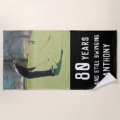 誕生日おもしろいゴルファー80thハッピーパー写真 ビーチタオル (正面)