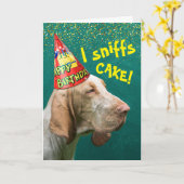 誕生日おもしろいスニフハウンドパーティー帽子をかぶった カード (黄色い花)