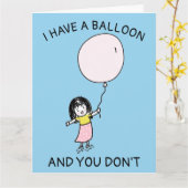 誕生日おもしろい君は女の子ではない気球を持っている カード (黄色い花)