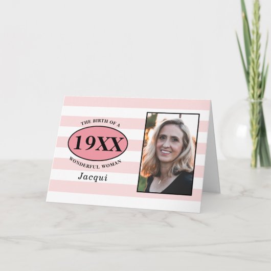 誕生日かわいらしピンクガーリーストライプの写真テンプレート カード (正面)