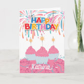 誕生日がピンクのカップケーキで名前を付ける カード (正面)