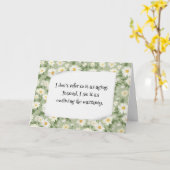 誕生日が古いユーモアを持つデイジーデザイン カード (黄色い花)