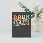 誕生日だぜ、ファンキーでレトロな感じ インビテーションポストカード (スタンド正面)