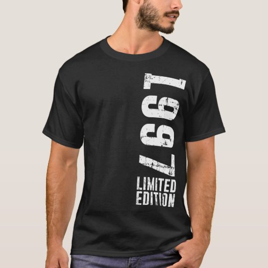 誕生日とヴィンテージ1997 Tシャツ (正面)