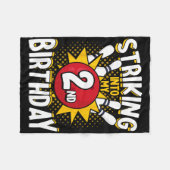 誕生日に打ち込む2回目の誕生日ボーリングテーマ フリースブランケット (正面(横))