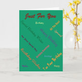 誕生日に色鮮やかな文字で覆われている カード (黄色い花)