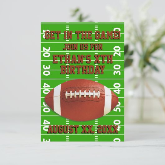 誕生日のカスタムなフットボールのパーティー 招待状 (スタンド正面)