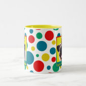 誕生日のカップケーキ-パグ ツートーンマグカップ (中央)