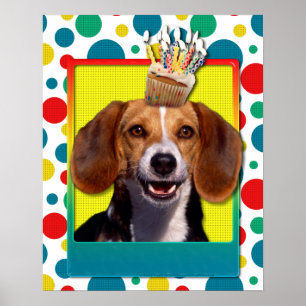 誕生日のカップケーキ-ビーグル犬 ポスター