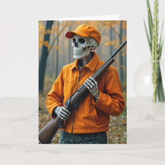 誕生日のスケルトンの鹿狩りライフル銃を担ぐ カード (正面)