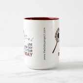 誕生日のプロジェクトのマグ ツートーンマグカップ (中央)