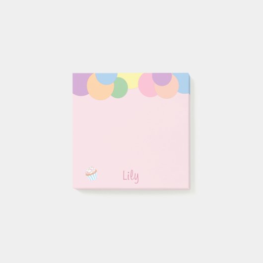 誕生日のボールに名前とカップケーキ ポストイット (正面)
