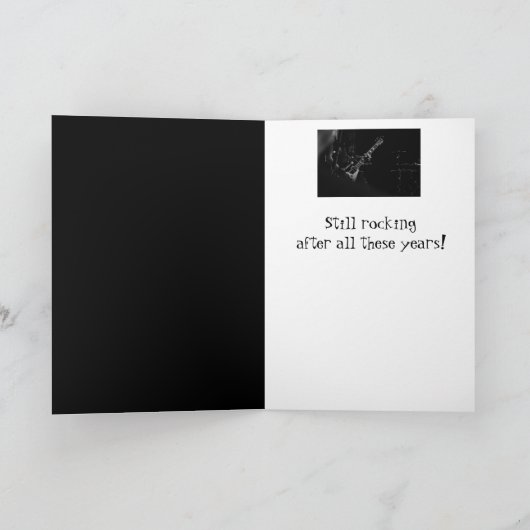 誕生日の名前をカスタムするのミュージシャンのおもしろいロック・ミュージック カード (内部)