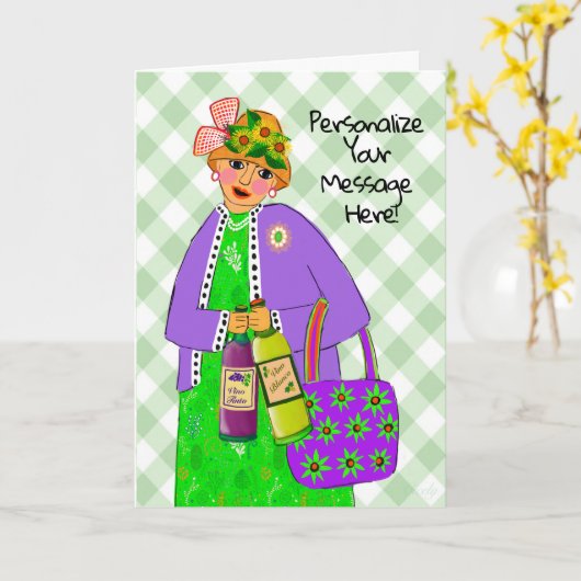 誕生日の女性はクイーンのような服を着てワインをもたらす カード (黄色い花)