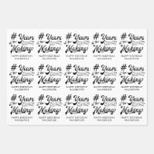 誕生日の年の作成スクリプトの黒い金ゴールド ラッピングペーパーシート (正面3)