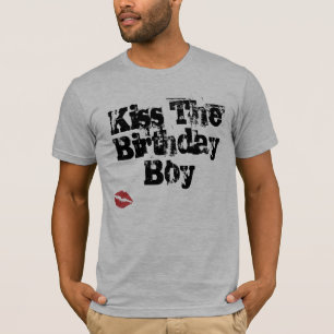 誕生日の男の子に接吻して下さい Tシャツ