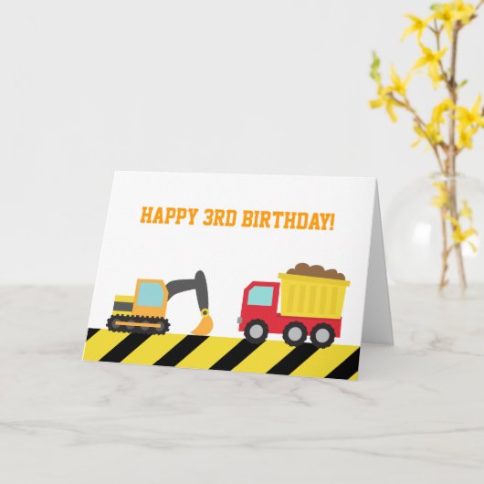 誕生日の男の子のためのかわいい建築車 カード (黄色い花)