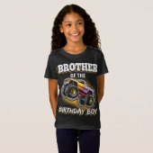 誕生日の男の子の兄弟 モンスター トラックの誕生日 Tシャツ (正面フル)