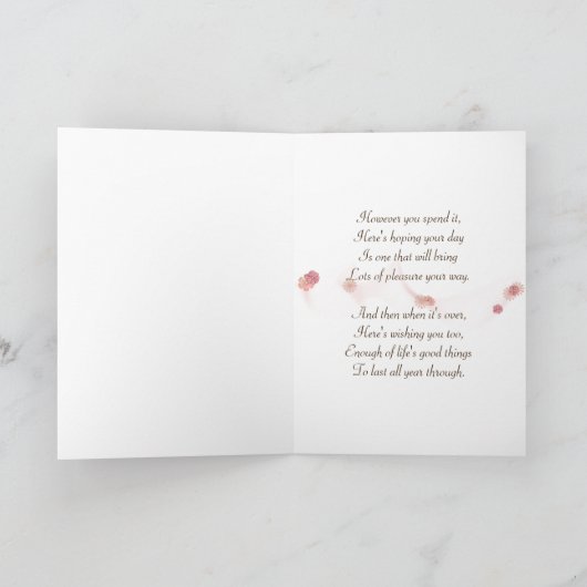 誕生日の白猫と枕の上のバラ カード (内部)