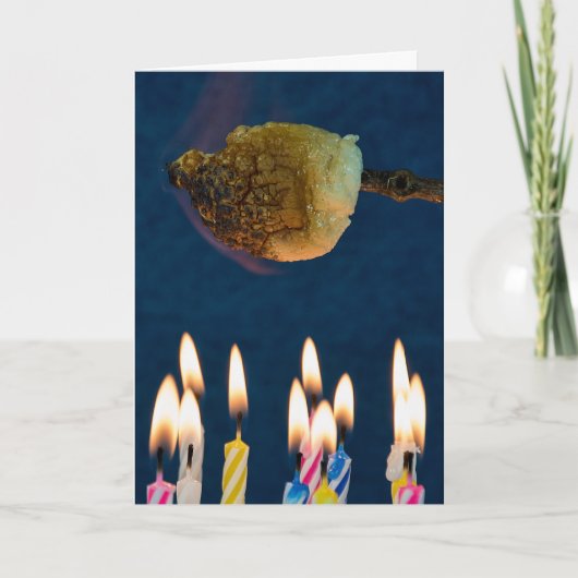 誕生日の蝋燭上の焙焼のマシュマロ カード (正面)