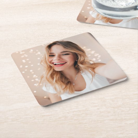 誕生日の顔 スクエアペーパーコースター (アングル)