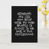 誕生日はかび臭い事のおもしろカードのようです カード (黄色い花)