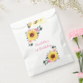 誕生日ひまわりピンクパーソナライズされたフローラ フェイバーバッグ (封をした状態)