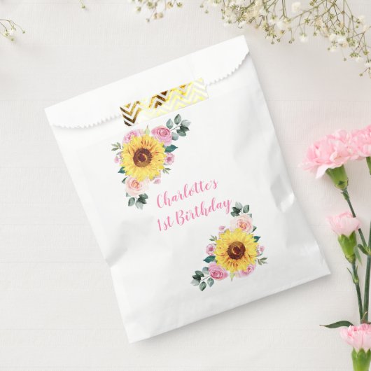 誕生日ひまわりピンクパーソナライズされたフローラ フェイバーバッグ (封をした状態)