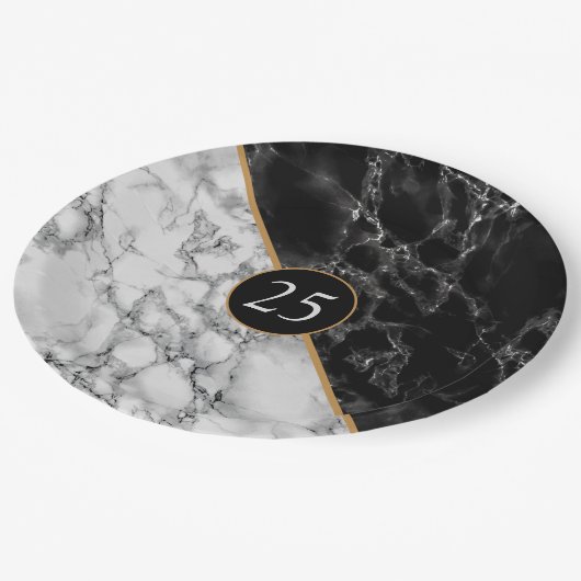 誕生日または記念日の紙プレートの例 ペーパープレート (アングル)