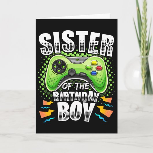 誕生日を迎えたお兄さんの姉妹とお揃いのビデオゲームのデザイン カード (正面)