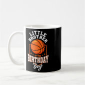 誕生日を迎えた兄の小さな弟のスケッチテーマBD コーヒーマグカップ (左)