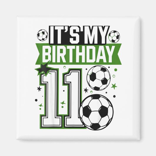 誕生日を迎えた少年Tシャツ 11 サッカー 11歳の誕生日です B マグネット (正面)
