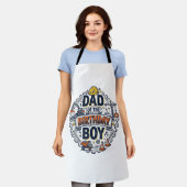 誕生日を迎えた男の子のパパ(建設業) Tシャツ デザイン_ エプロン (着用した状態)