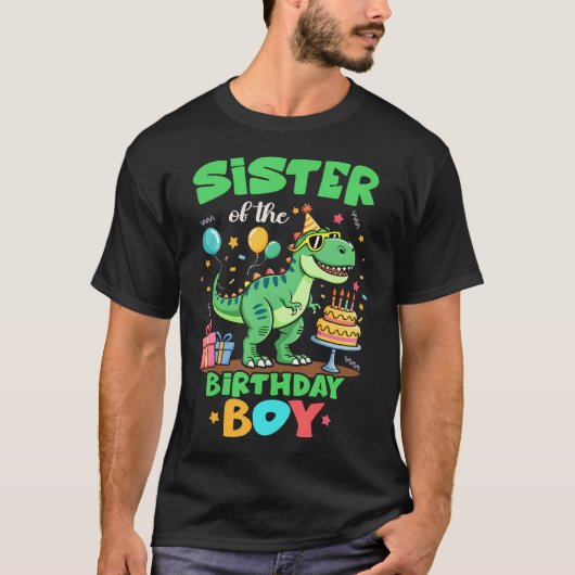 誕生日を迎える男の子の姉妹 ティラノサウルス 恐竜 ファミリー Tシャツ (正面)