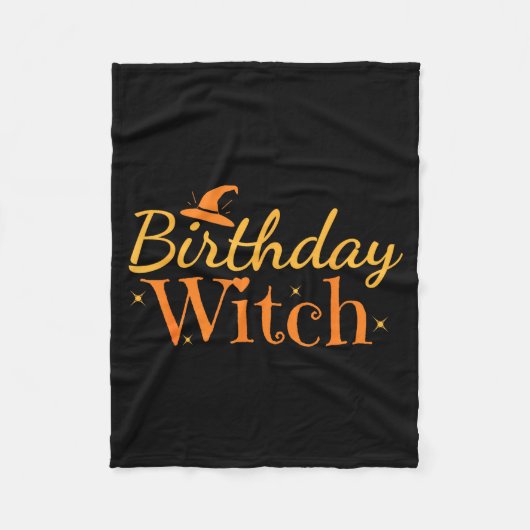 誕生日ウィッチ面白いハロウィンTシャツ フリースブランケット (正面)