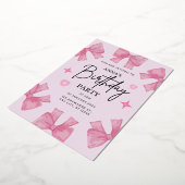 誕生日エレガント招待状とボウデザイン 箔招待状 (回転した状態)