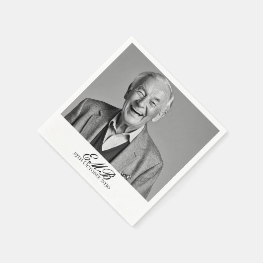 誕生日オススタイリッシュ白黒モノグラム スタンダードカクテルナプキン (角)