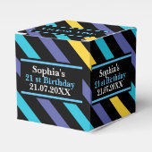 誕生日カラフルストライプのモノグラム名 フェイバーボックス (正面サイド)