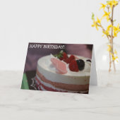 誕生日カード：クリーム、フルーツ、ハート入りケーキ カード (黄色い花)