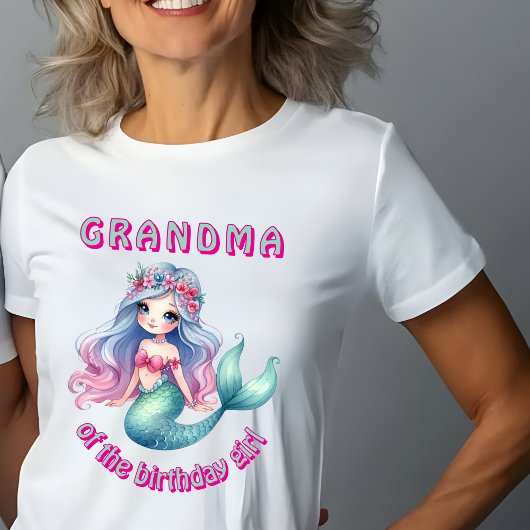 誕生日ガールのおばあちゃん人魚Tシャツ Tシャツ