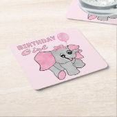 誕生日ガールピンクベビー象 スクエアペーパーコースター (アングル)