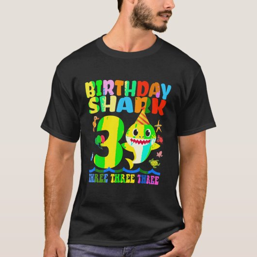 誕生日キッズシャーク3歳3歳の誕生日マッチ Tシャツ (正面)