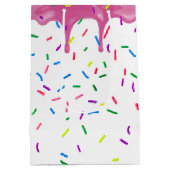 誕生日キャンディ散布及びピンクアイシング ミディアムペーパーバッグ (裏面)
